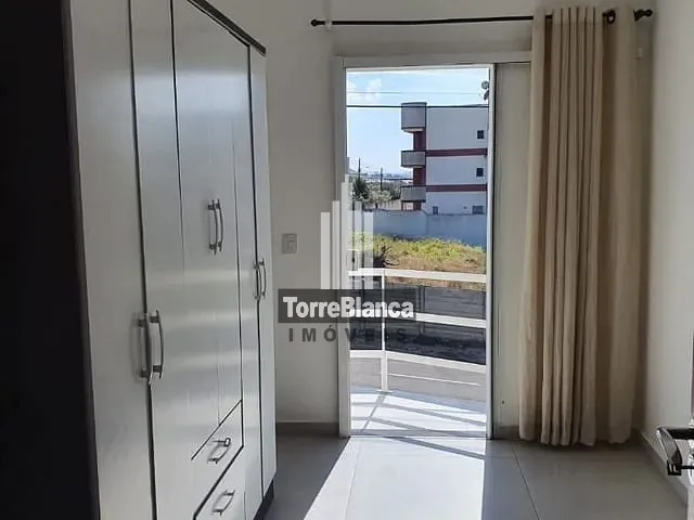 Sobrado com 96m² 3 quartos e 2 banheiros, à venda, no bairro Órfãs em Ponta Grossa