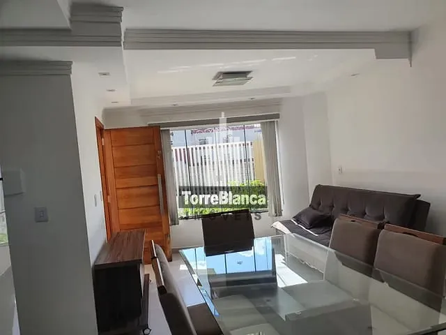 Sobrado com 96m² 3 quartos e 2 banheiros, à venda, no bairro Órfãs em Ponta Grossa