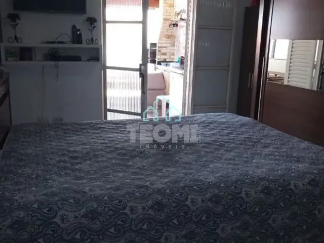 Sobrado com 125m² 3 quartos e 3 banheiros, à venda, no bairro Parque Senhor do Bonfim em Taubaté