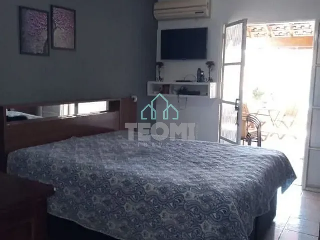 Sobrado com 125m² 3 quartos e 3 banheiros, à venda, no bairro Parque Senhor do Bonfim em Taubaté