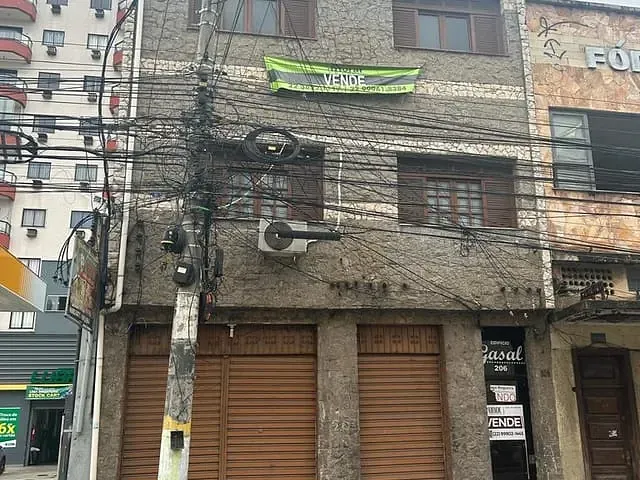 Sobrado à venda, no bairro Centro em Campos dos Goytacazes