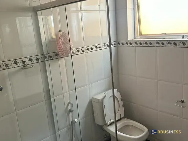 Sobrado à venda, no bairro Centro em Campos dos Goytacazes