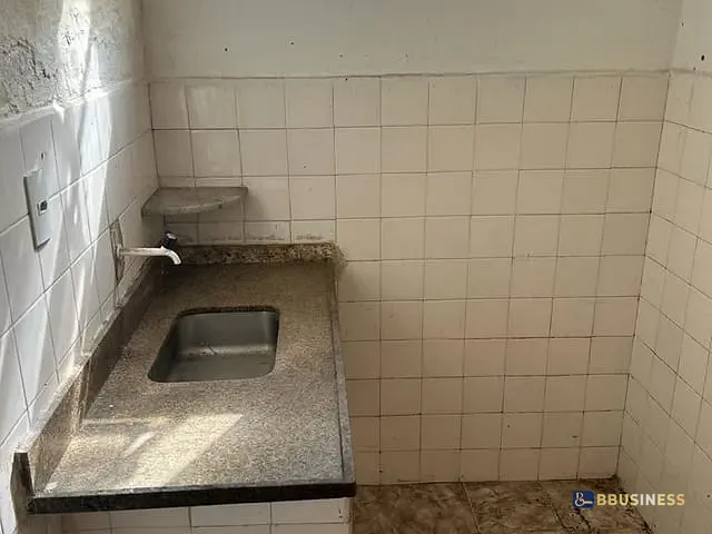 Sobrado à venda, no bairro Centro em Campos dos Goytacazes