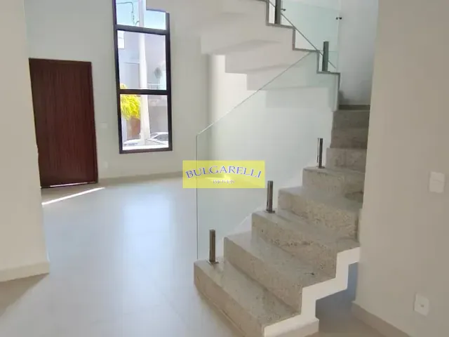 Sobrado com 250m² 3 quartos e 4 banheiros, à venda, no bairro Engordadouro em Jundiaí