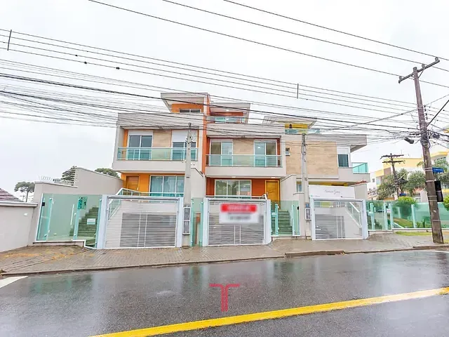 Sobrado 4 quartos e 4 banheiros, à venda, no bairro Portão em Curitiba