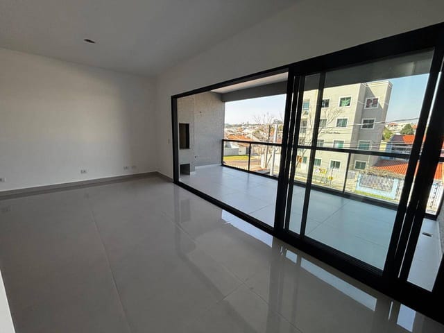 Sobrado 2 quartos e 3 banheiros, à venda, no bairro Itália em São José dos Pinhais