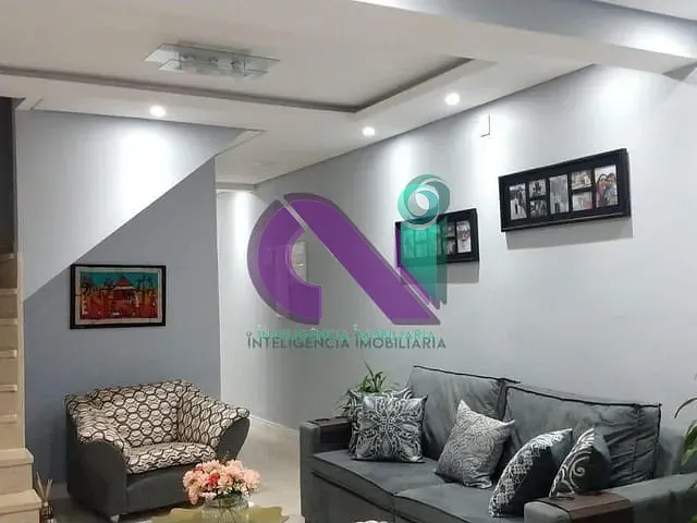 Casa com 125m² 3 quartos e 3 banheiros, à venda, no bairro Jardim Roberto em Osasco