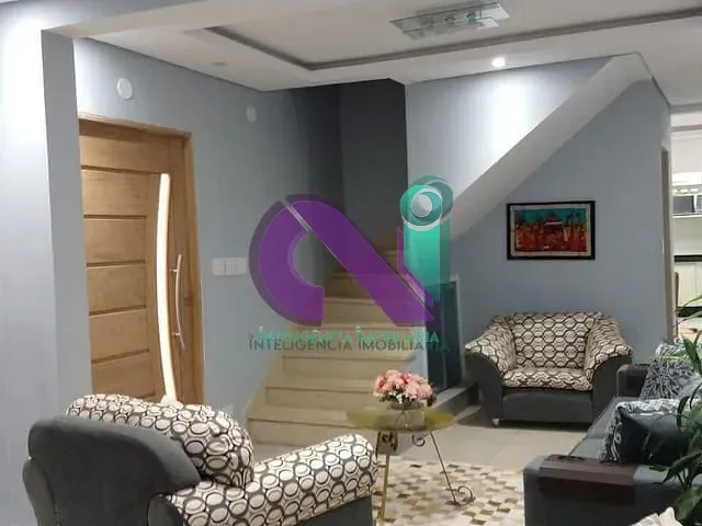 Casa com 125m² 3 quartos e 3 banheiros, à venda, no bairro Jardim Roberto em Osasco