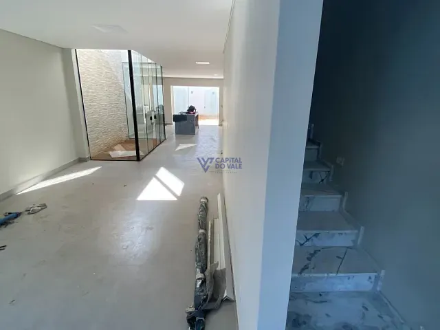 Sobrado com 150m² 3 quartos e 3 banheiros, à venda, no bairro Jardim Oriente em São José dos Campos