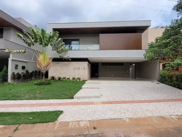 Sobrado com 566m² 5 quartos e 8 banheiros, à venda, no bairro Residencial Damha em Campo Grande