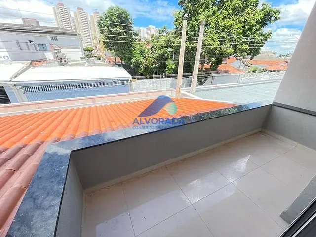 Sobrado com 125m² 3 quartos e 1 banheiro, à venda, no bairro Jardim das Indústrias em São José dos Campos