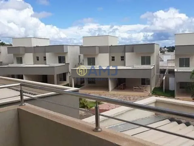 Sobrado com 160m² 3 quartos e 3 banheiros, à venda, no bairro Setor Goiânia 2 em Goiânia