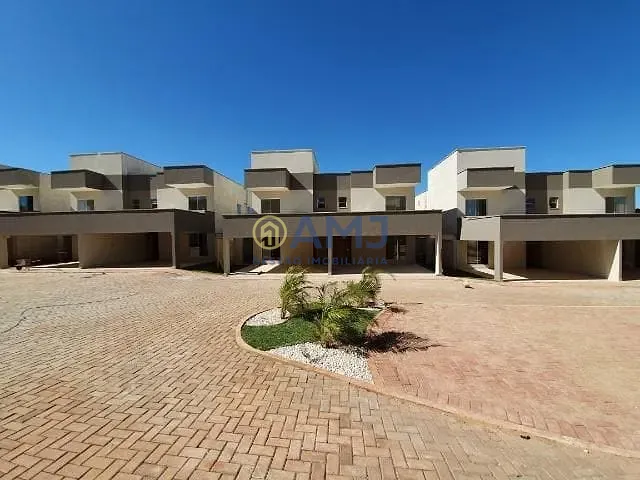 Sobrado com 160m² 3 quartos e 3 banheiros, à venda, no bairro Setor Goiânia 2 em Goiânia