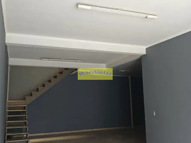 Sobrado com 150m² 2 quartos e 2 banheiros, à venda, no bairro Parque Cidade Jardim II em Jundiaí