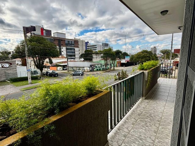 Sobrado 3 quartos e 3 banheiros, à venda, no bairro São Pedro em São José dos Pinhais