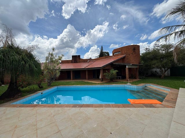 Sobrado com 1002m² 3 quartos e 7 banheiros, à venda, no bairro Mediterrâneo em Londrina