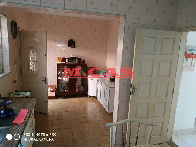 Sobrado com 240m² 3 quartos e 2 banheiros, à venda, no bairro Vila Bertioga em São Paulo