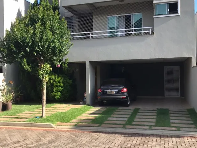 Sobrado com 220m² 3 quartos e 2 banheiros, à venda, no bairro Vila Santana em Cambé