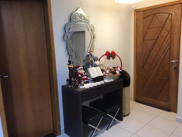 Sobrado com 220m² 3 quartos e 2 banheiros, à venda, no bairro Vila Santana em Cambé