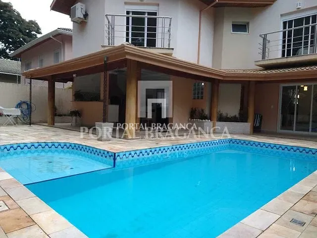 Sobrado com 380m² 4 quartos e 6 banheiros, à venda, no bairro Condominio Residencial Vereda América em Bragança Paulista