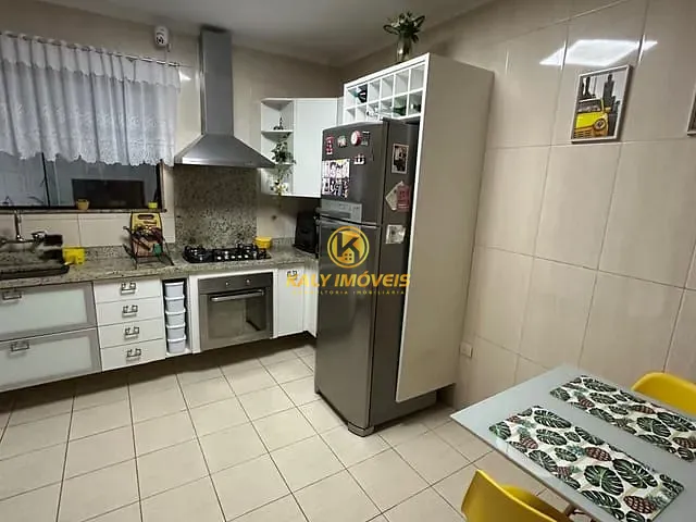 Sobrado com 130m² 4 quartos e 4 banheiros, à venda, no bairro Osvaldo Cruz em São Caetano do Sul