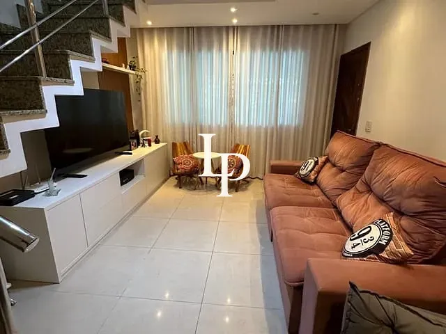 Sobrado com 130m² 4 quartos e 4 banheiros, à venda, no bairro Osvaldo Cruz em São Caetano do Sul
