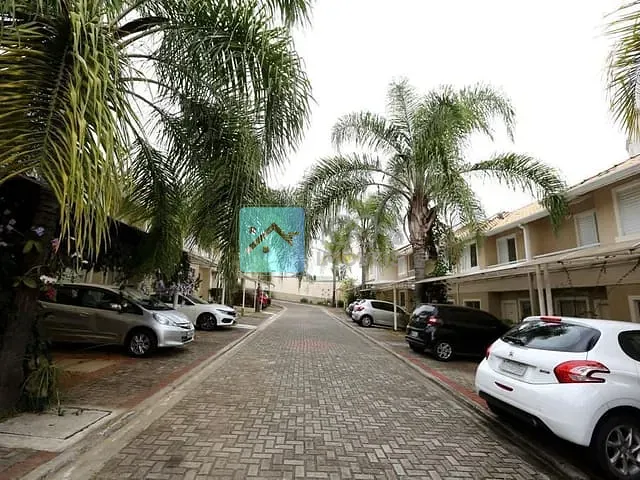 Sobrado com 193m² 3 quartos e 3 banheiros, à venda ou para alugar, no bairro Urbanova em São José dos Campos