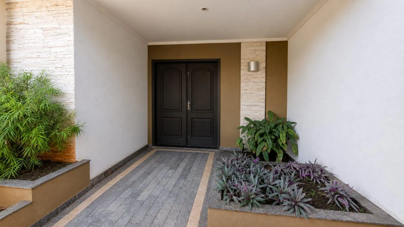 Sobrado, 4 quartos, 350 m² - Foto 1