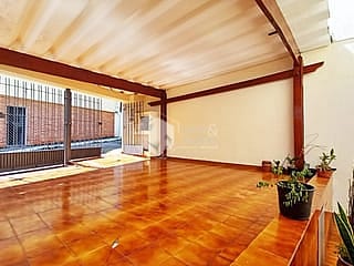 Foto do Sobrado-Sobrado para venda em Vila Gumercindo com 3 quartos, 133m²