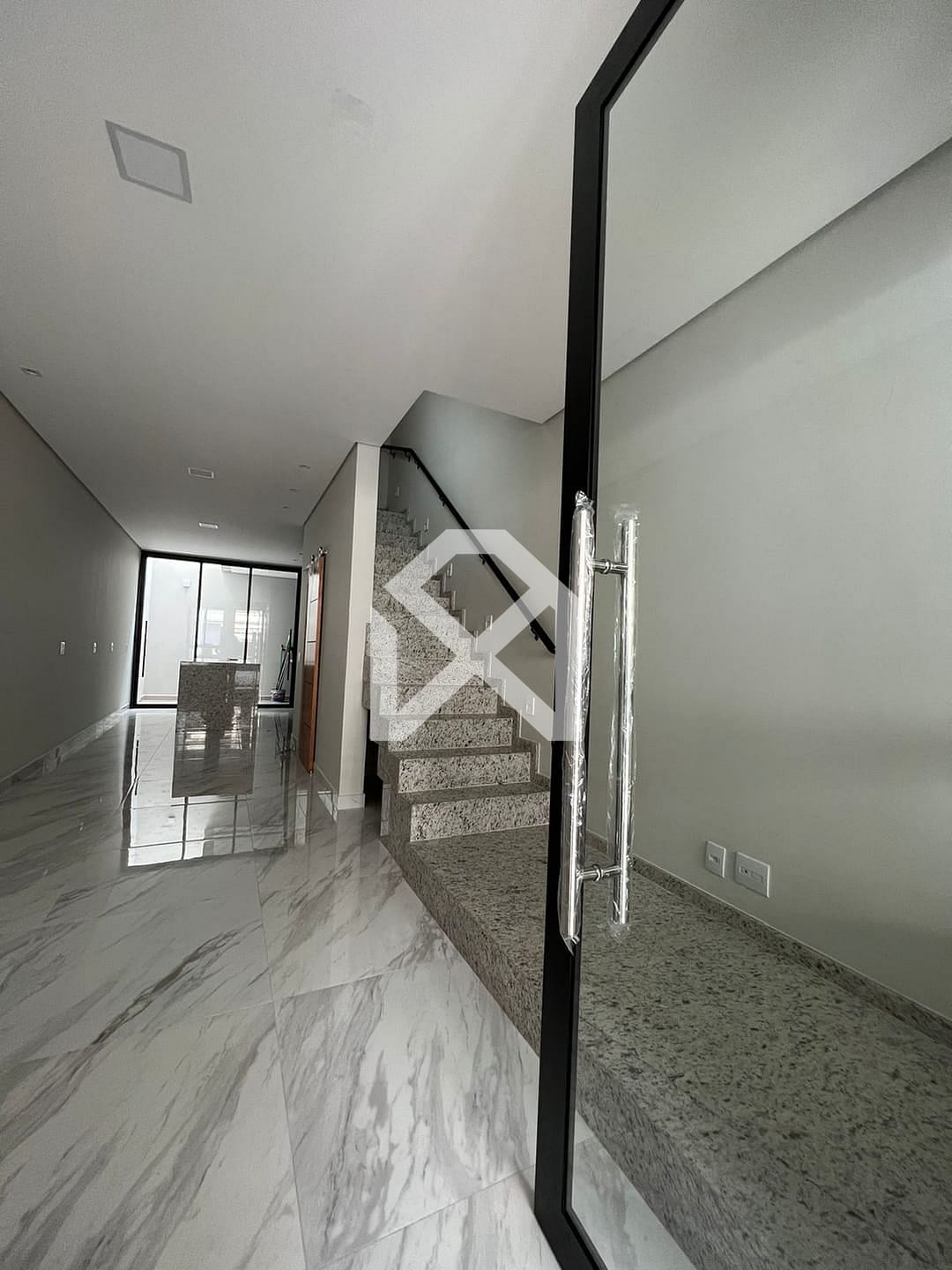 Sobrado à venda com 3 quartos, 174m² - Foto 3