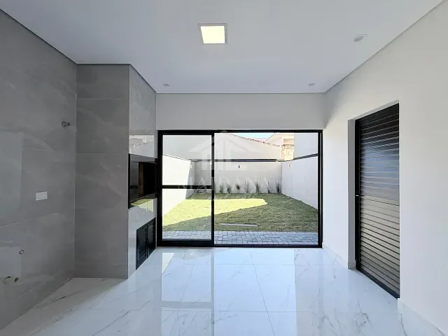Sobrado com 168m² 3 quartos e 2 banheiros, à venda, no bairro Cidade Jardim em São José dos Pinhais