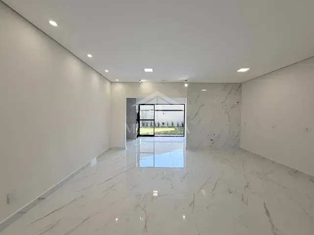 Sobrado com 168m² 3 quartos e 2 banheiros, à venda, no bairro Cidade Jardim em São José dos Pinhais
