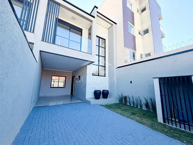 Sobrado com 168m² 3 quartos e 2 banheiros, à venda, no bairro Cidade Jardim em São José dos Pinhais
