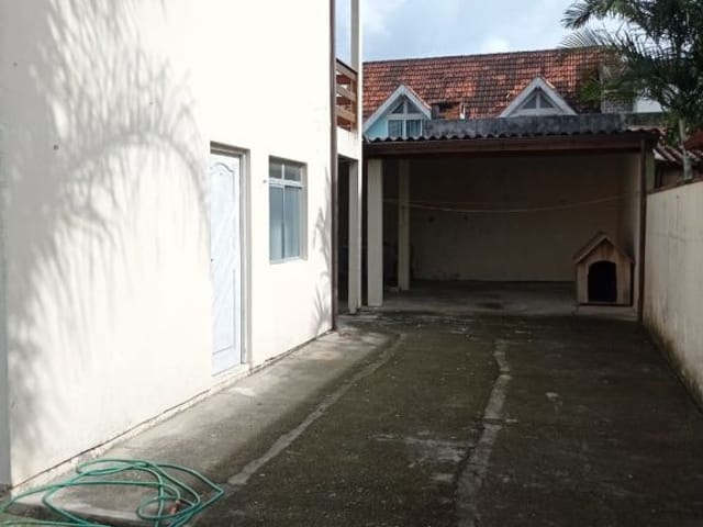 Casa com 150m² 2 quartos e 2 banheiros, à venda, no bairro Vargem do Bom Jesus em Florianópolis