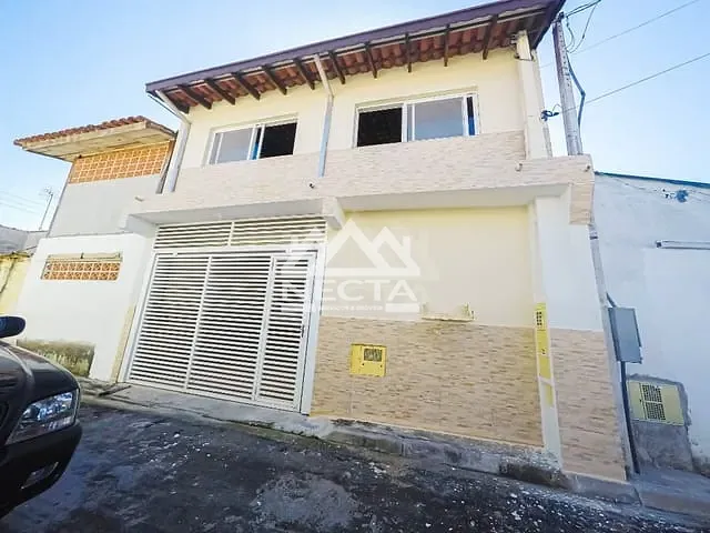 Sobrado com 200m² 5 quartos e 2 banheiros, à venda, no bairro Morro do Algodão em Caraguatatuba