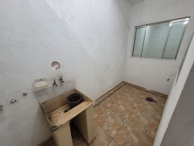 Sobrado com 50m² 1 quarto e 1 banheiro, para alugar, no bairro Jardim das Flores em São Paulo
