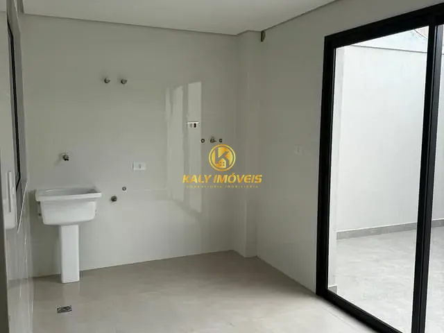 Sobrado com 125m² 3 quartos e 4 banheiros, à venda, no bairro Olímpico em São Caetano do Sul
