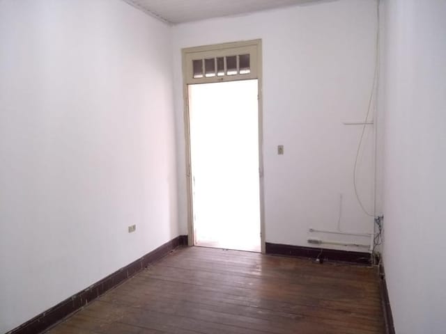 Foto do Sobrado - Sobrado de 200 m² à venda, com 4 dormitórios, 4 vagas de garagem, próximo à Fame e 900m do Metrô Belém , São Paulo/SP | Organização Imobiliária Açores