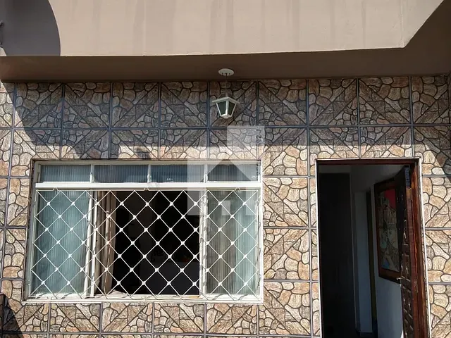 Sobrado 3 quartos e 2 banheiros, à venda, no bairro Jardim Maria de Fátima em Várzea Paulista