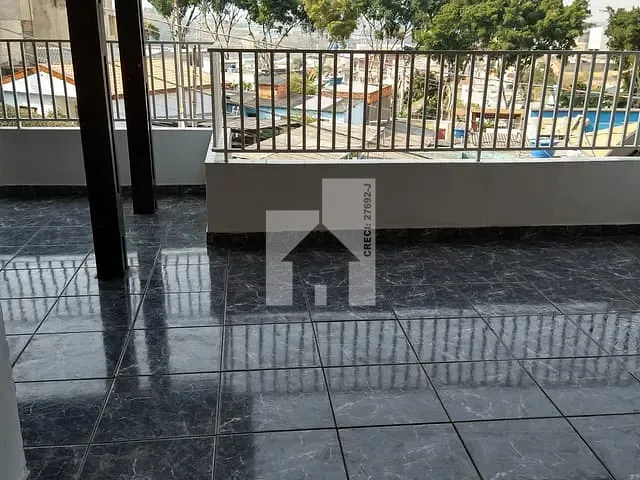 Sobrado 3 quartos e 2 banheiros, à venda, no bairro Jardim Maria de Fátima em Várzea Paulista