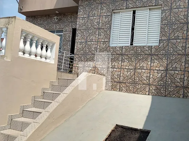 Sobrado 3 quartos e 2 banheiros, à venda, no bairro Jardim Maria de Fátima em Várzea Paulista