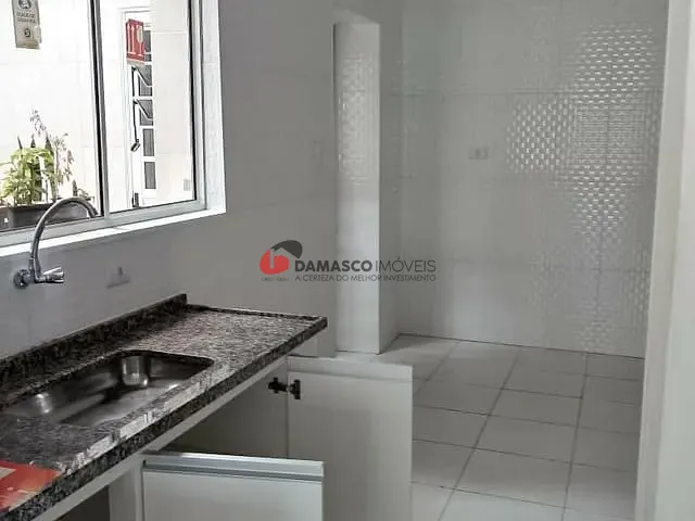 Sobrado com 129m² 3 quartos e 1 banheiro, à venda, no bairro Osvaldo Cruz em São Caetano do Sul