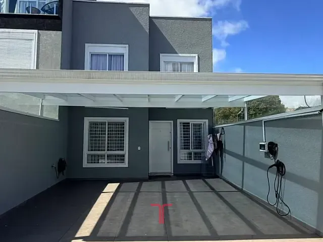 Sobrado com 144m² 3 quartos e 3 banheiros, à venda, no bairro Fanny em Curitiba