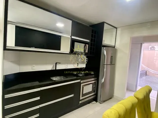 Sobrado 2 quartos e 2 banheiros, à venda, no bairro São Francisco de Assis em Camboriú