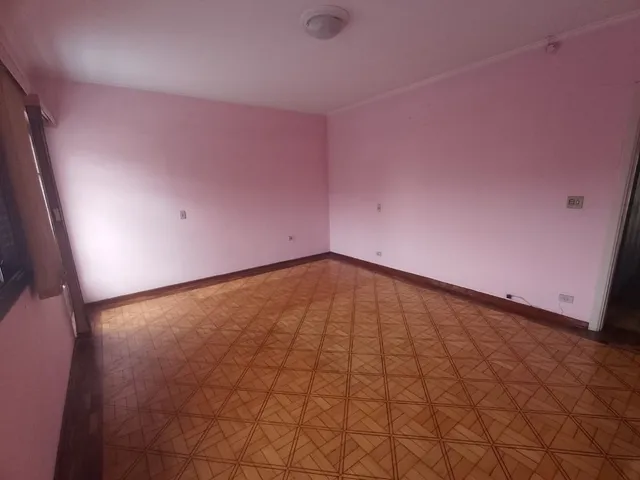 Sobrado com 300m² 2 quartos e 1 banheiro, para alugar, no bairro Água Rasa em São Paulo
