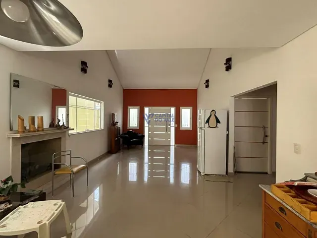 Sobrado com 375m² 4 quartos e 6 banheiros, à venda, no bairro Urbanova em São José dos Campos