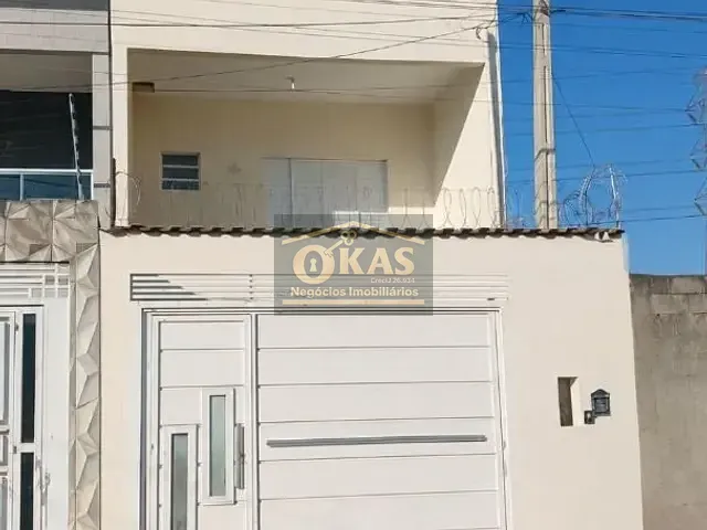Sobrado com 250m² 3 quartos e 4 banheiros, à venda, no bairro Jundiapeba em Mogi das Cruzes