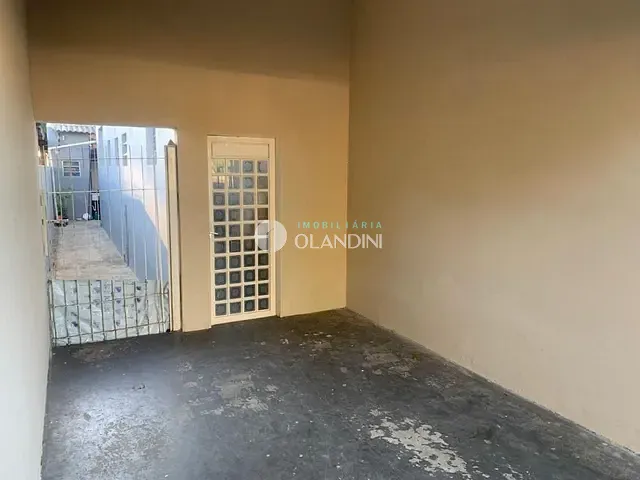 Sobrado com 347m² 3 quartos e 2 banheiros, à venda, no bairro Wada em Artur Nogueira