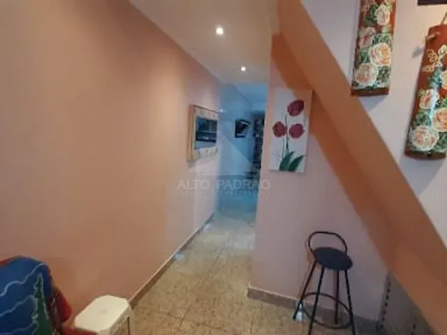 Sobrado com 146m² 4 quartos e 4 banheiros, à venda, no bairro Jardim Rosina em Mauá