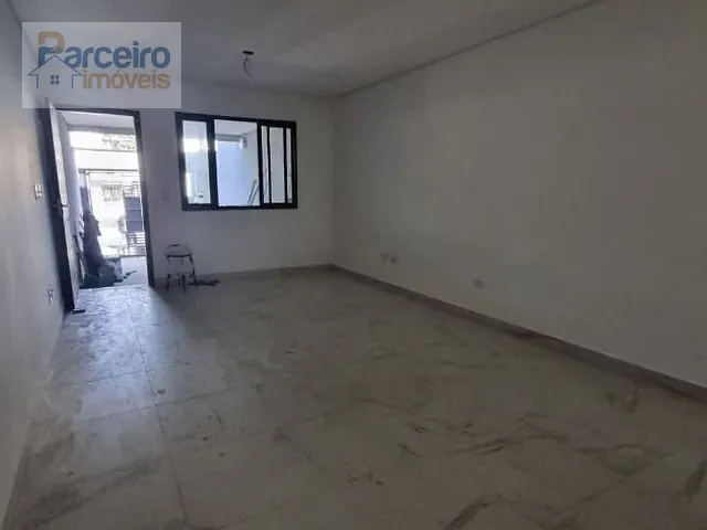 Casa com 98m² 3 quartos e 2 banheiros, à venda, no bairro Vila Guilhermina em São Paulo